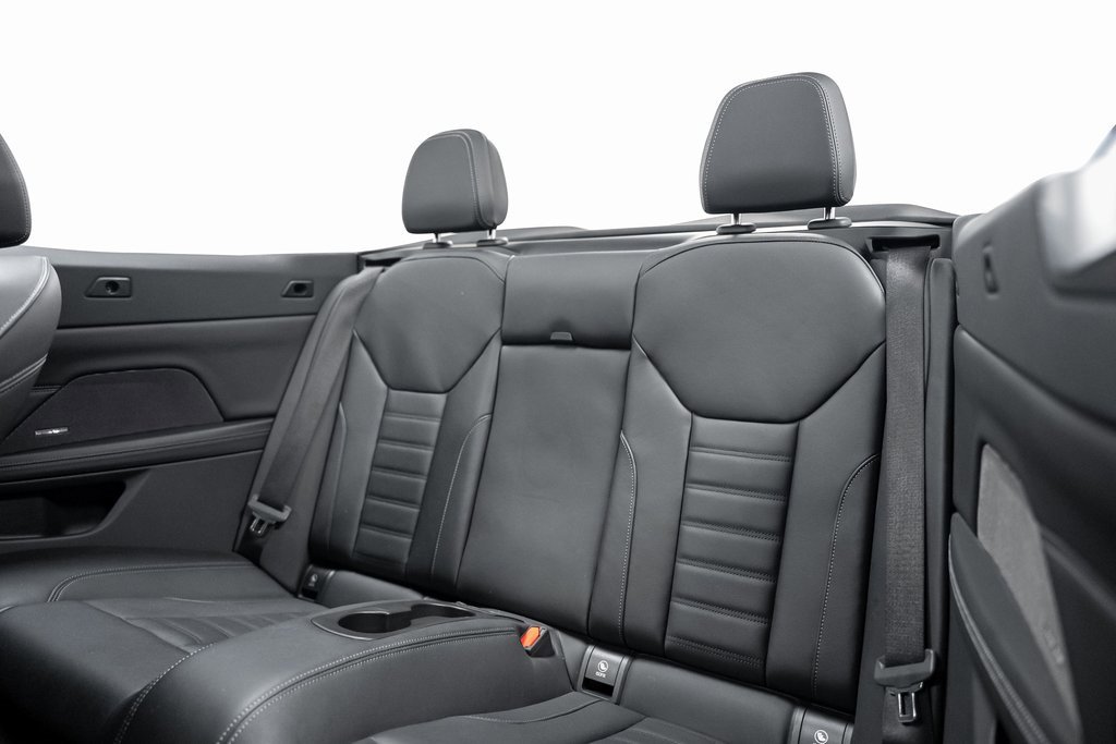 Used 2022 BMW 440i xDrive Convertible w/ Premium Package image 37