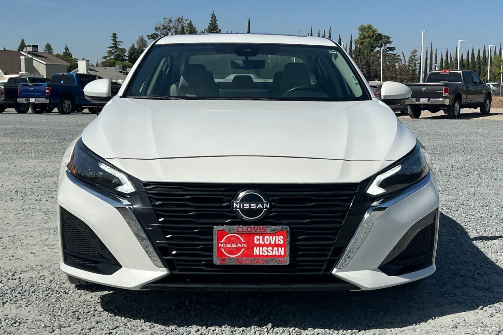 Certified 2023 Nissan Altima 2.5 SL FWD image 11