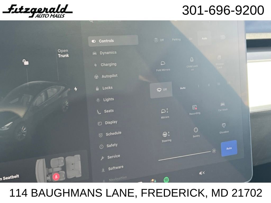 Used 2021 Tesla Model 3 Performance image 20