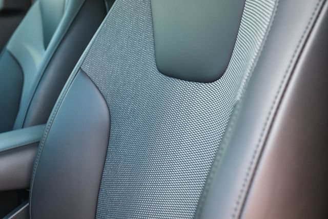 Certified 2025 Kia Niro EX FWD image 25