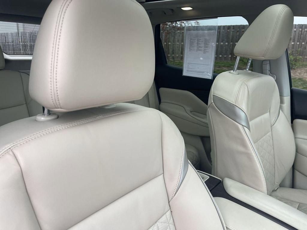 Used 2019 Nissan Murano Platinum w/ Cargo Package image 33