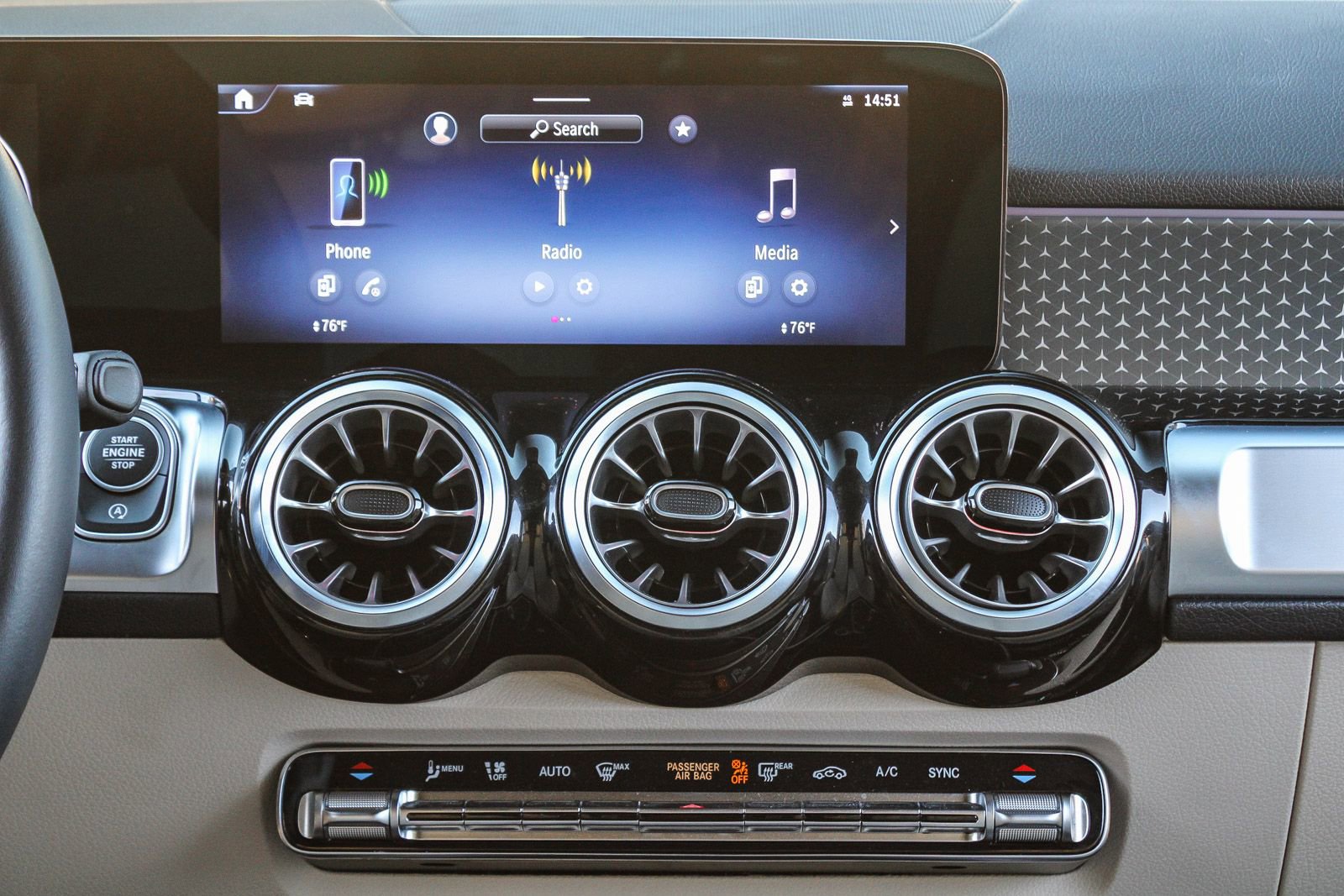 Certified 2025 Mercedes-Benz GLB 250 image 15