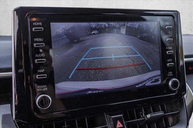 Used 2020 Toyota Corolla LE image 18