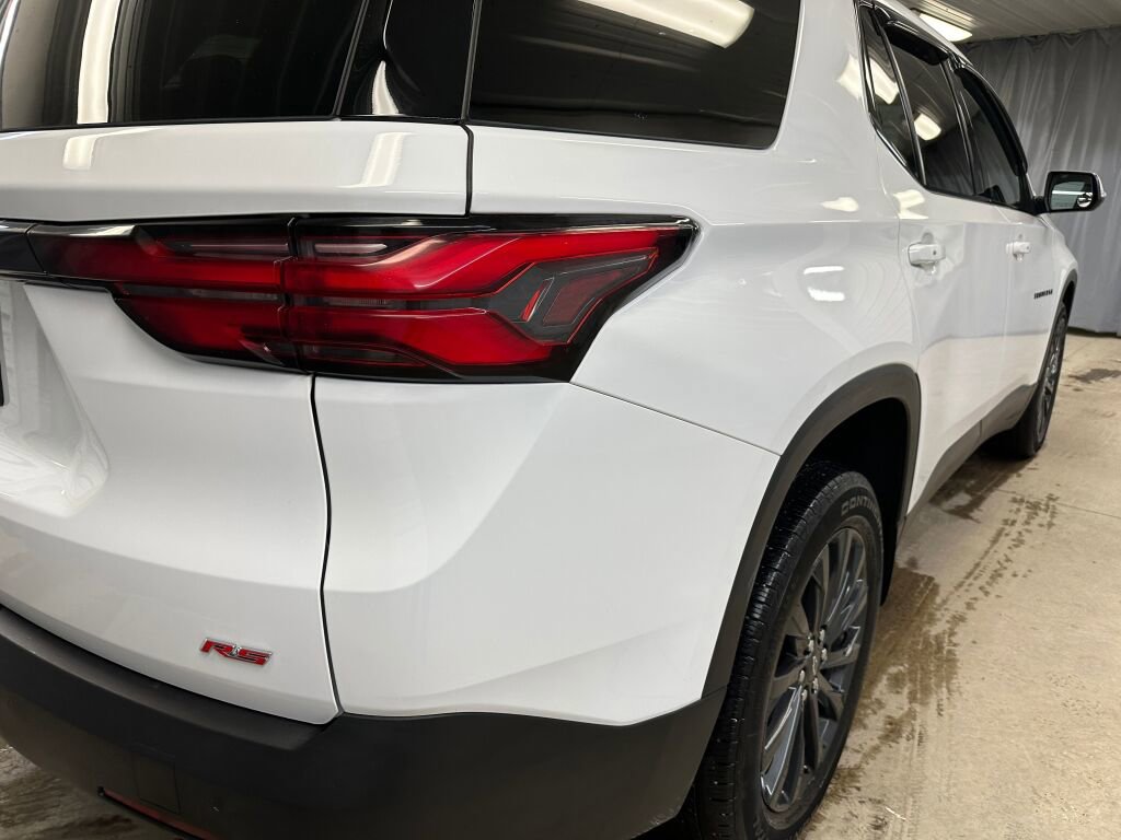 Certified 2023 Chevrolet Traverse RS w/ LPO, Floor Liner Package image 31