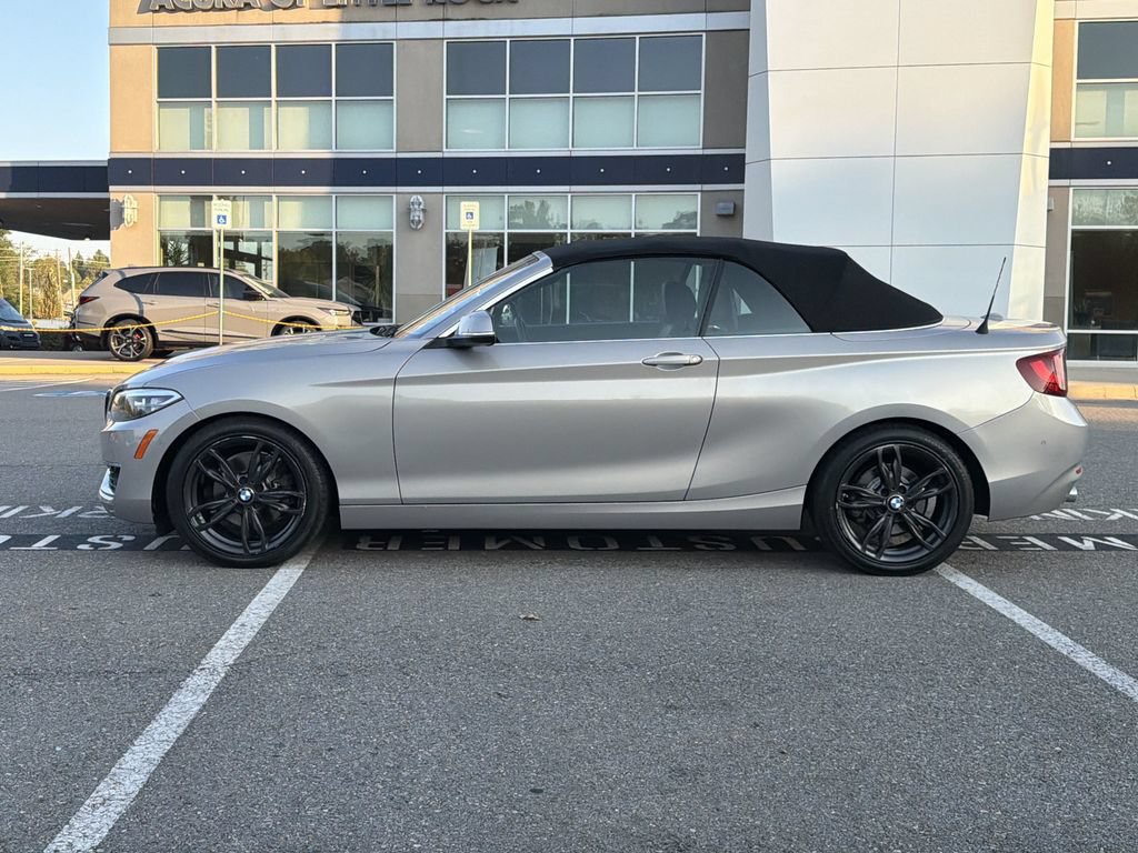 Used 2017 BMW 230i Convertible RWD image 6