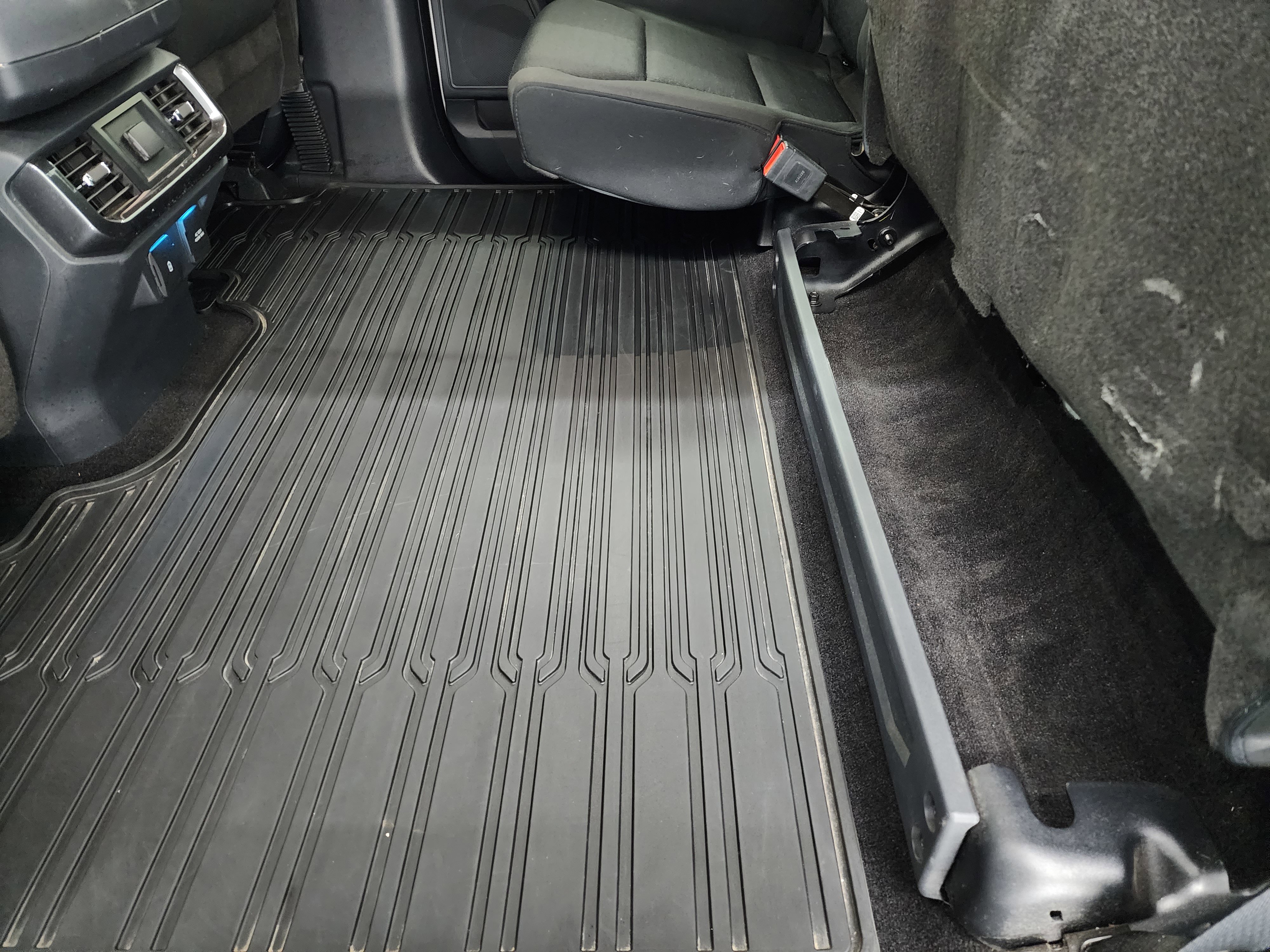 Used 2022 Ford F150 XLT w/ Equipment Group 302A High image 38