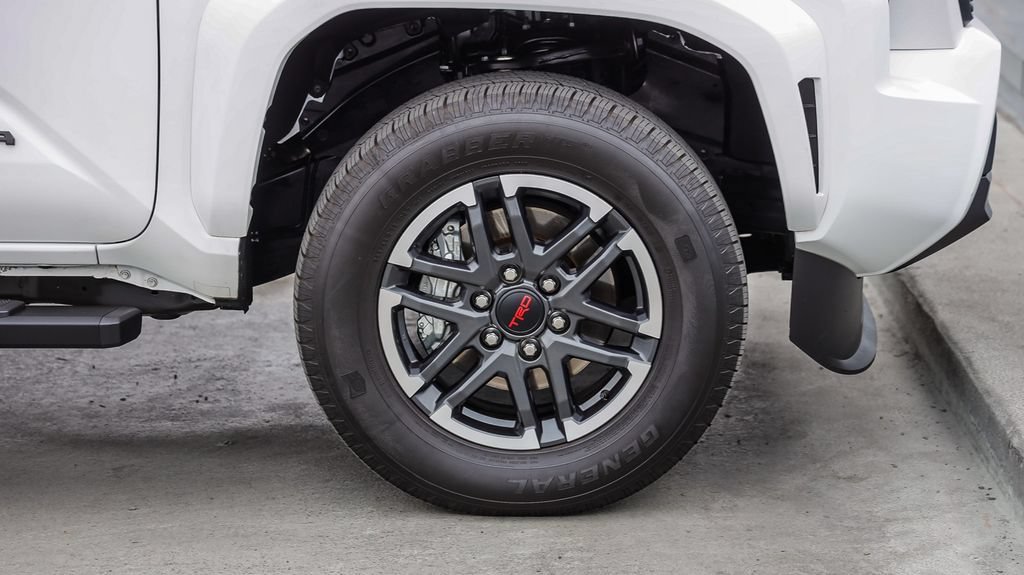 Used 2025 Toyota Tacoma TRD Sport RWD image 11