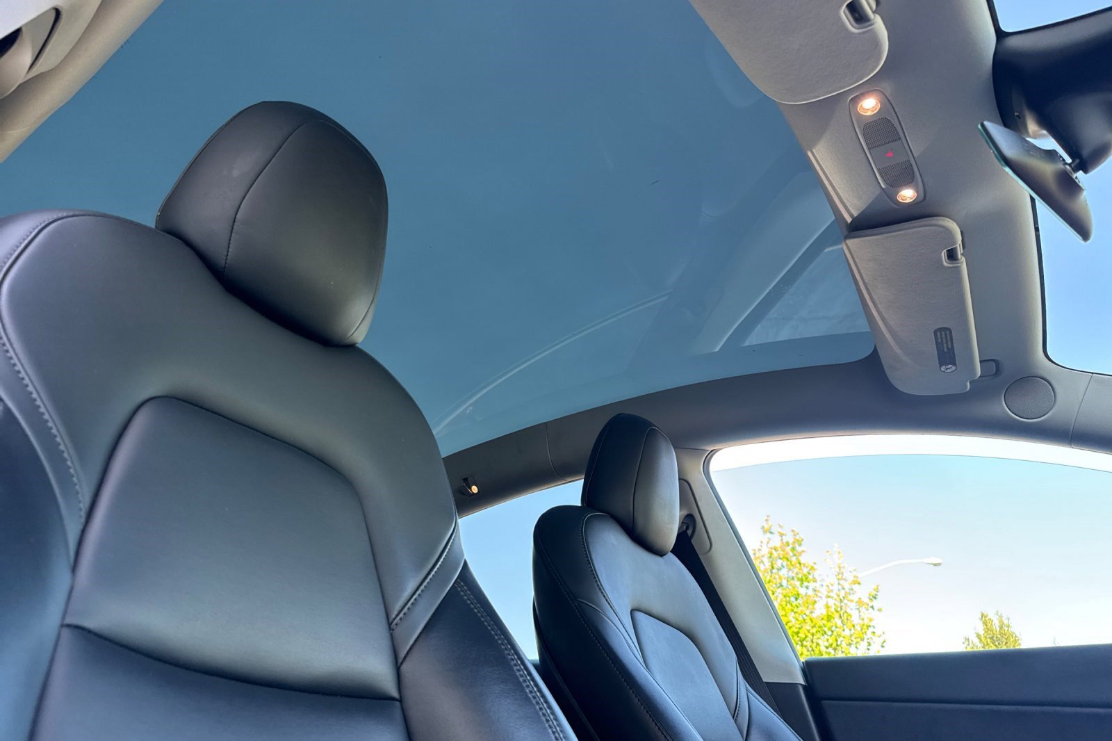 Used 2021 Tesla Model Y Performance image 15