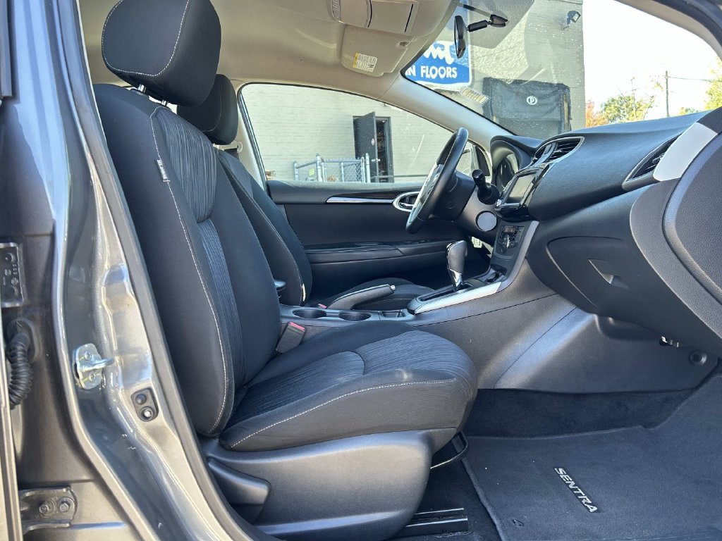 Used 2019 Nissan Sentra SV FWD image 17