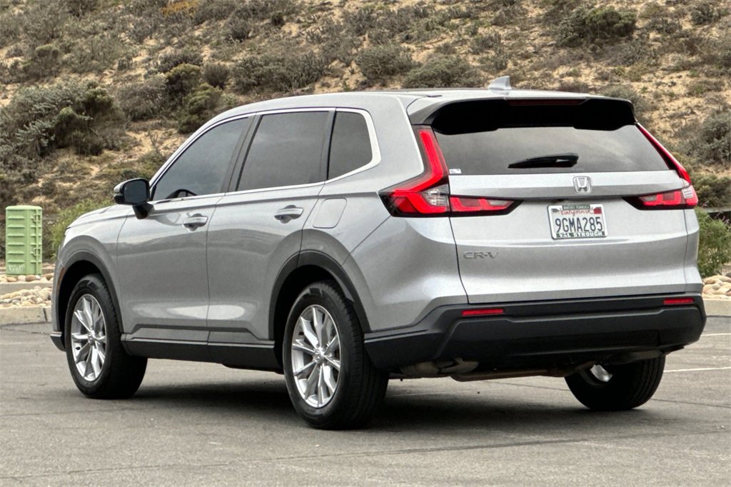 Used 2023 Honda CR-V EX image 5