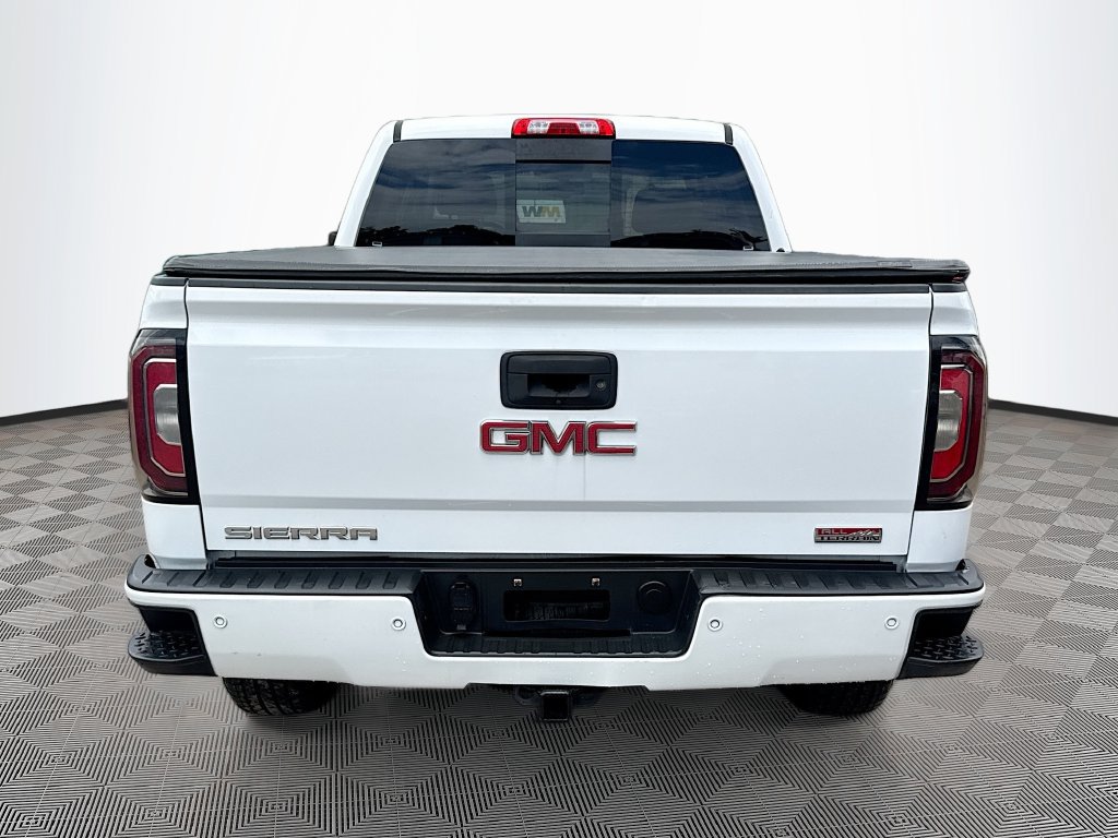Used 2018 GMC Sierra 1500 SLT w/ All-Terrain Package AWD/4WD image 7