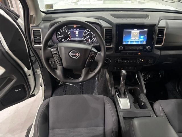 Used 2024 Nissan Frontier SV w/ Technology Package AWD/4WD image 31