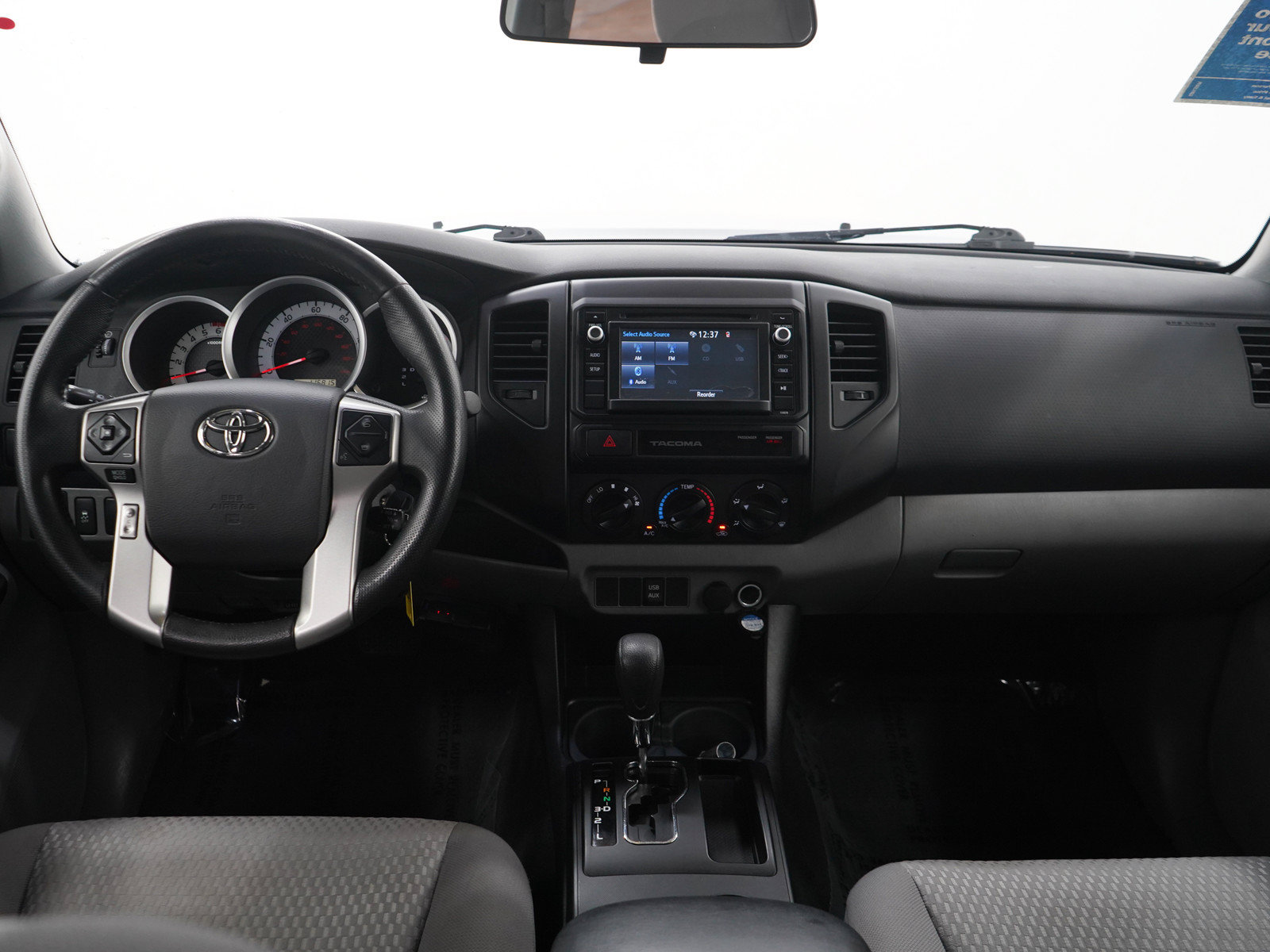 Used 2015 Toyota Tacoma PreRunner w/ Convenience Package RWD image 16
