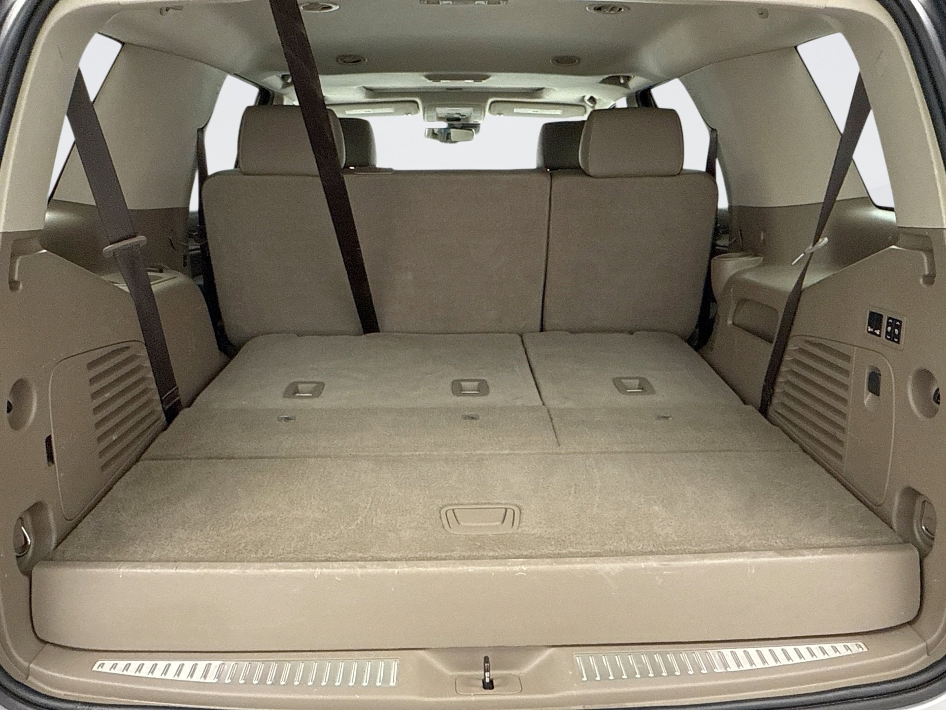 Used 2020 Chevrolet Tahoe LT w/ Luxury Package image 23