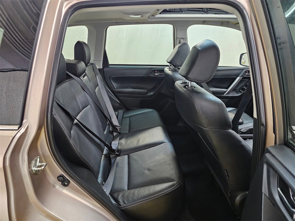 Used 2015 Subaru Forester 2.5i Limited image 12