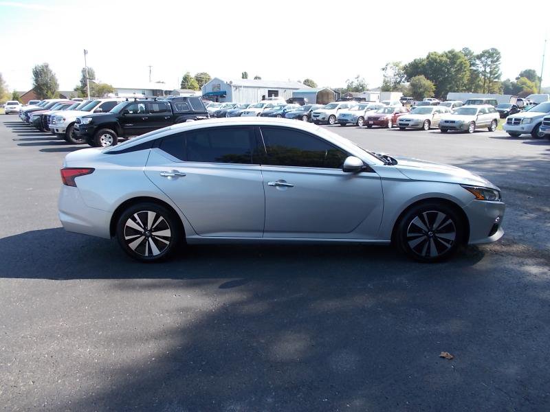 Used 2019 Nissan Altima 2.5 SV image 12