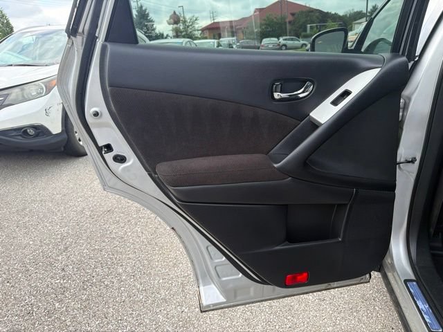 Used 2012 Nissan Murano SV AWD/4WD image 21