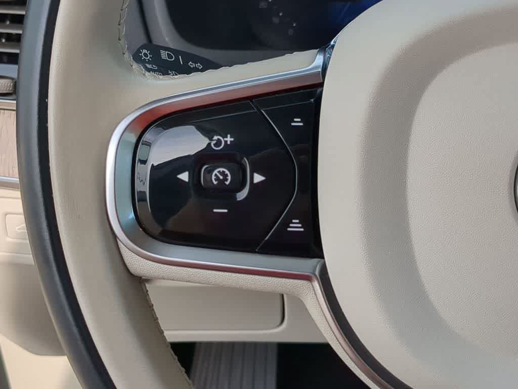 Certified 2023 Volvo XC90 B6 Plus w/ Protection Package Premier AWD/4WD image 22
