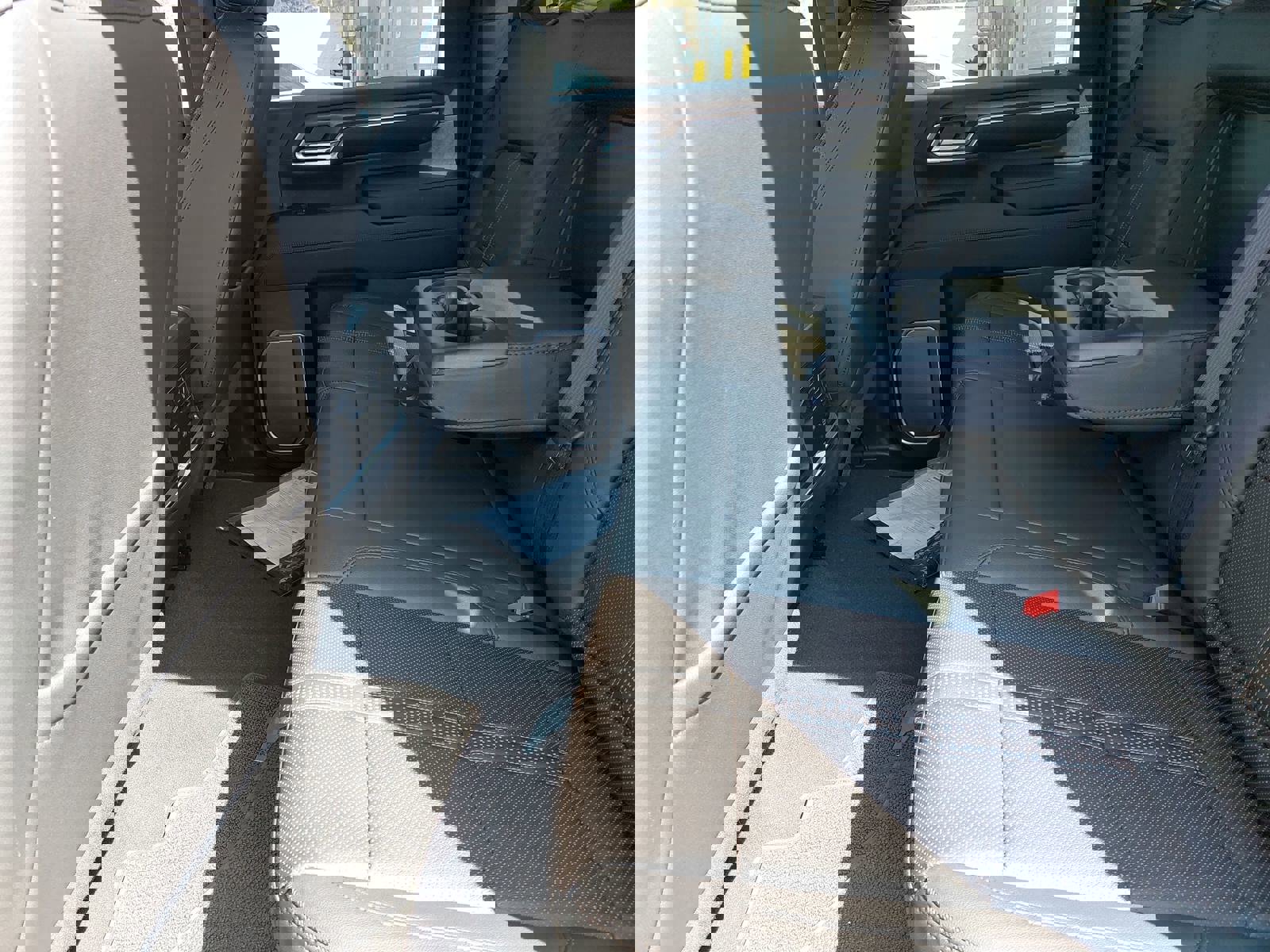 Used 2025 Chevrolet Silverado 2500 High Country w/ High Country Premium Package image 16