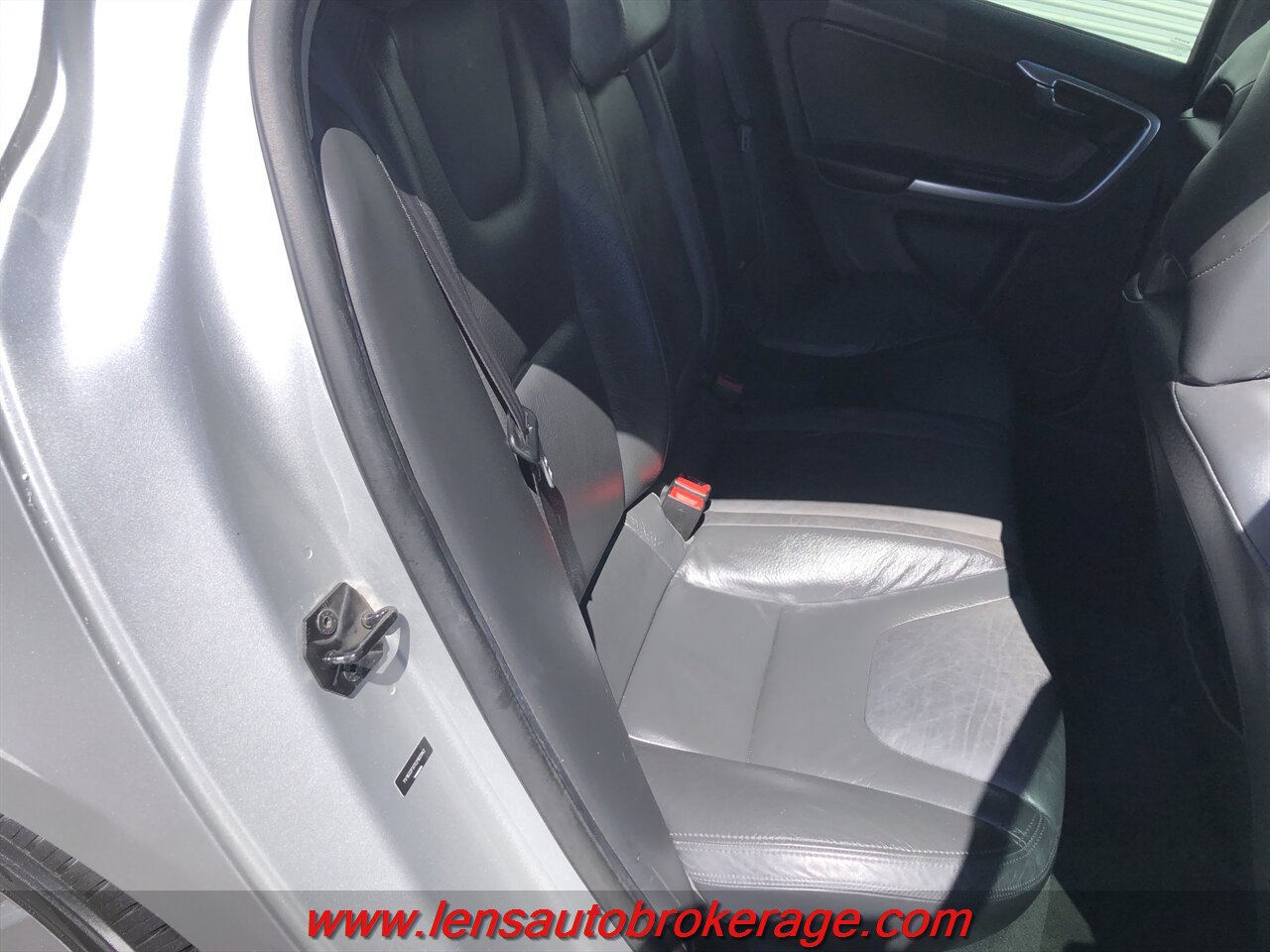 Used 2012 Volvo S60 T5 FWD image 16