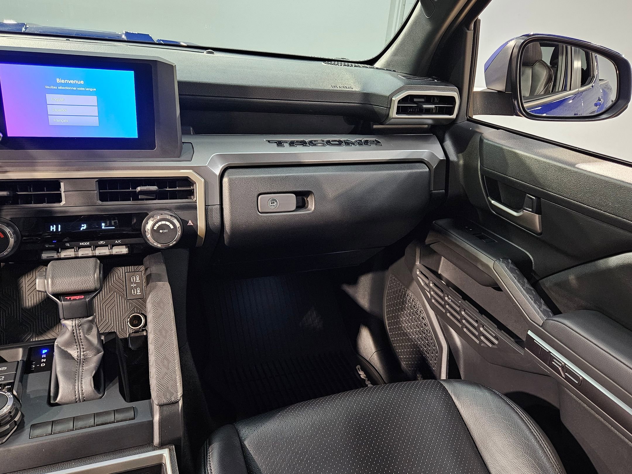 Used 2024 Toyota Tacoma TRD Sport image 11