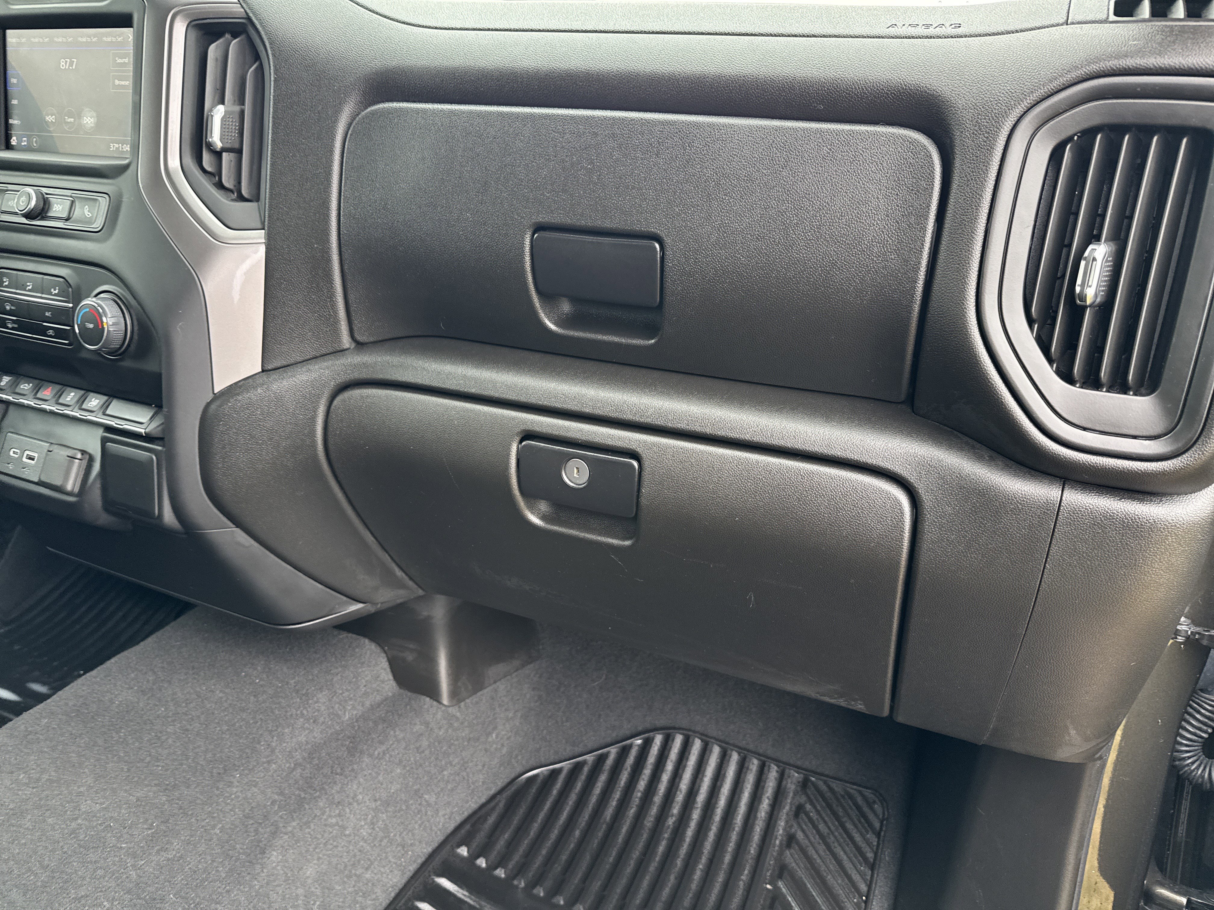 Used 2022 Chevrolet Silverado 2500 Custom w/ Gooseneck/5TH Wheel Package image 21