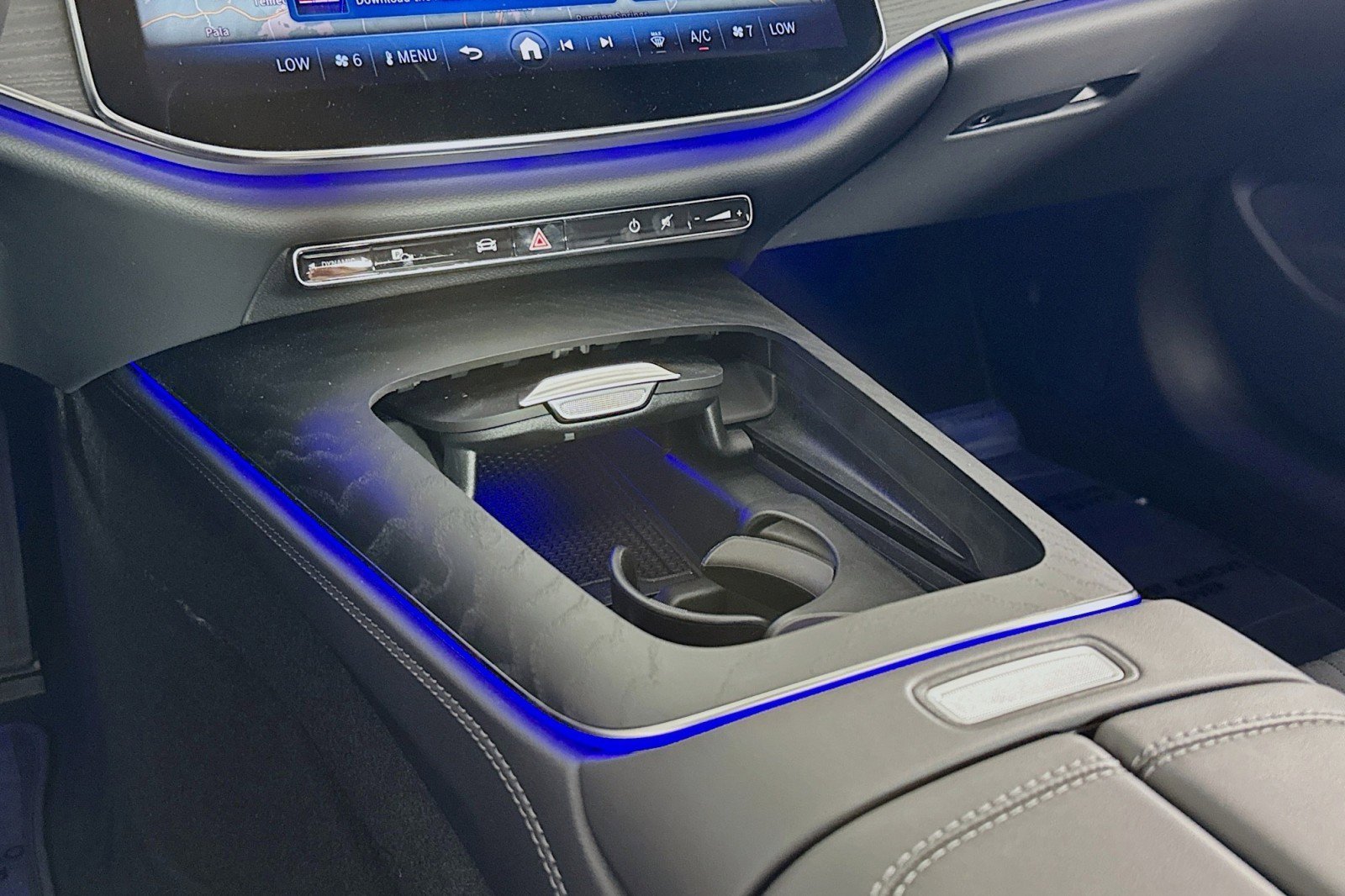 New 2025 Mercedes-Benz E 350 Sedan image 5