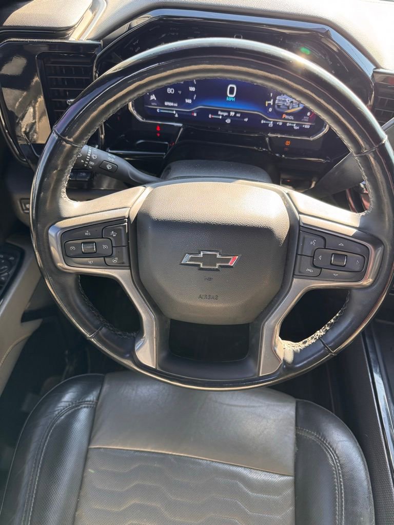 Used 2024 Chevrolet Silverado 2500 ZR2 w/ Technology Package image 28