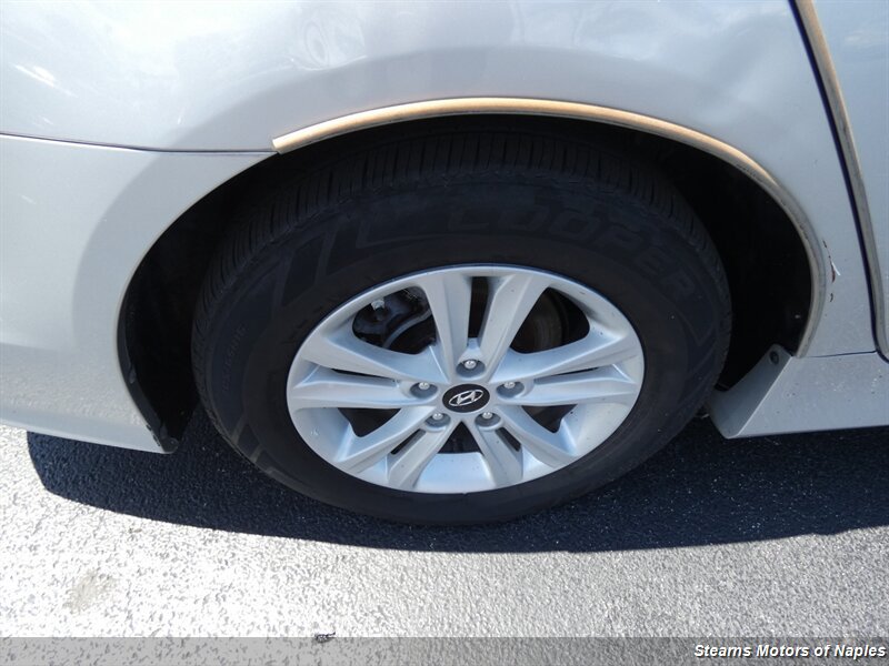 Used 2014 Hyundai Sonata GLS w/ Popular Equipment Group 2 FWD image 16