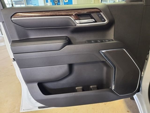 Used 2024 GMC Sierra 1500 Elevation image 9