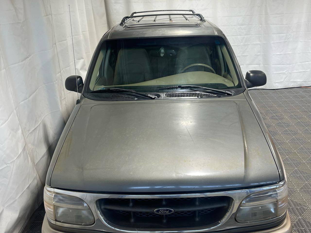 Used 2000 Ford Explorer Eddie Bauer AWD/4WD image 3
