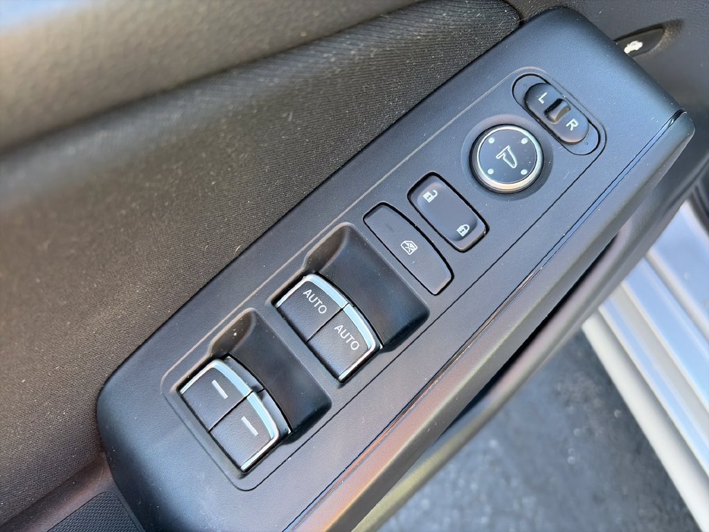 Used 2022 Honda Civic EX image 16