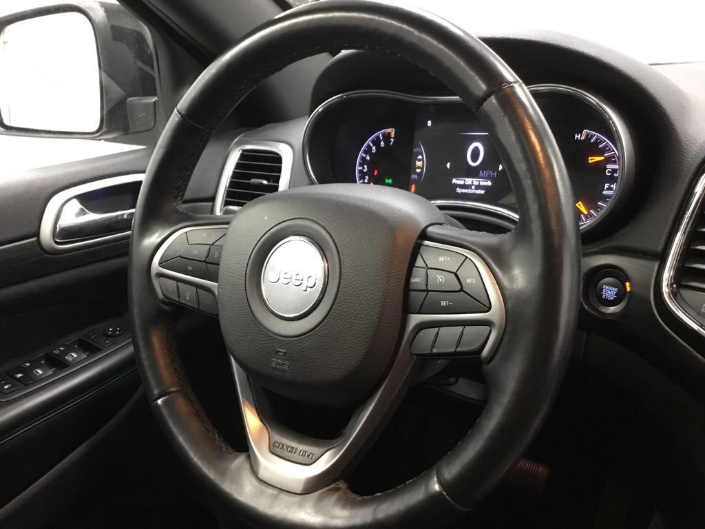 Used 2022 Jeep Grand Cherokee Laredo X image 34