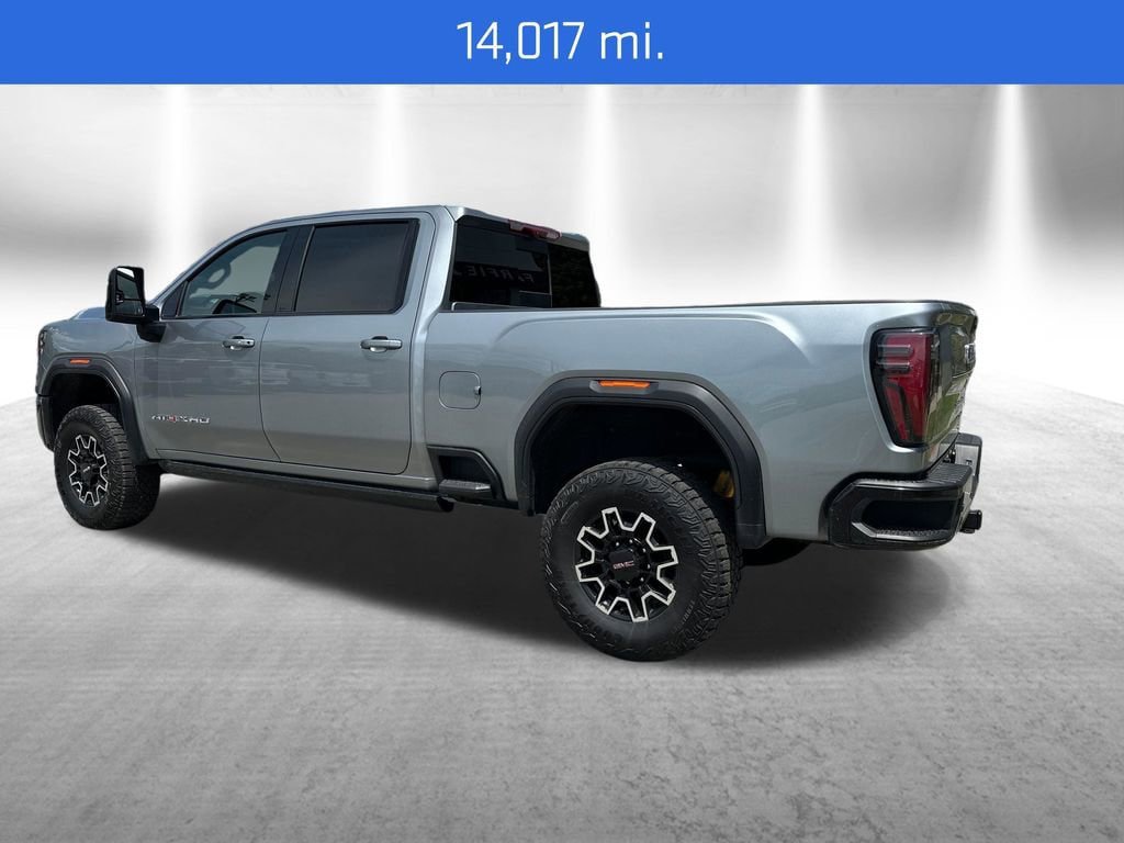 Used 2024 GMC Sierra 2500 AT4X AWD/4WD video 3