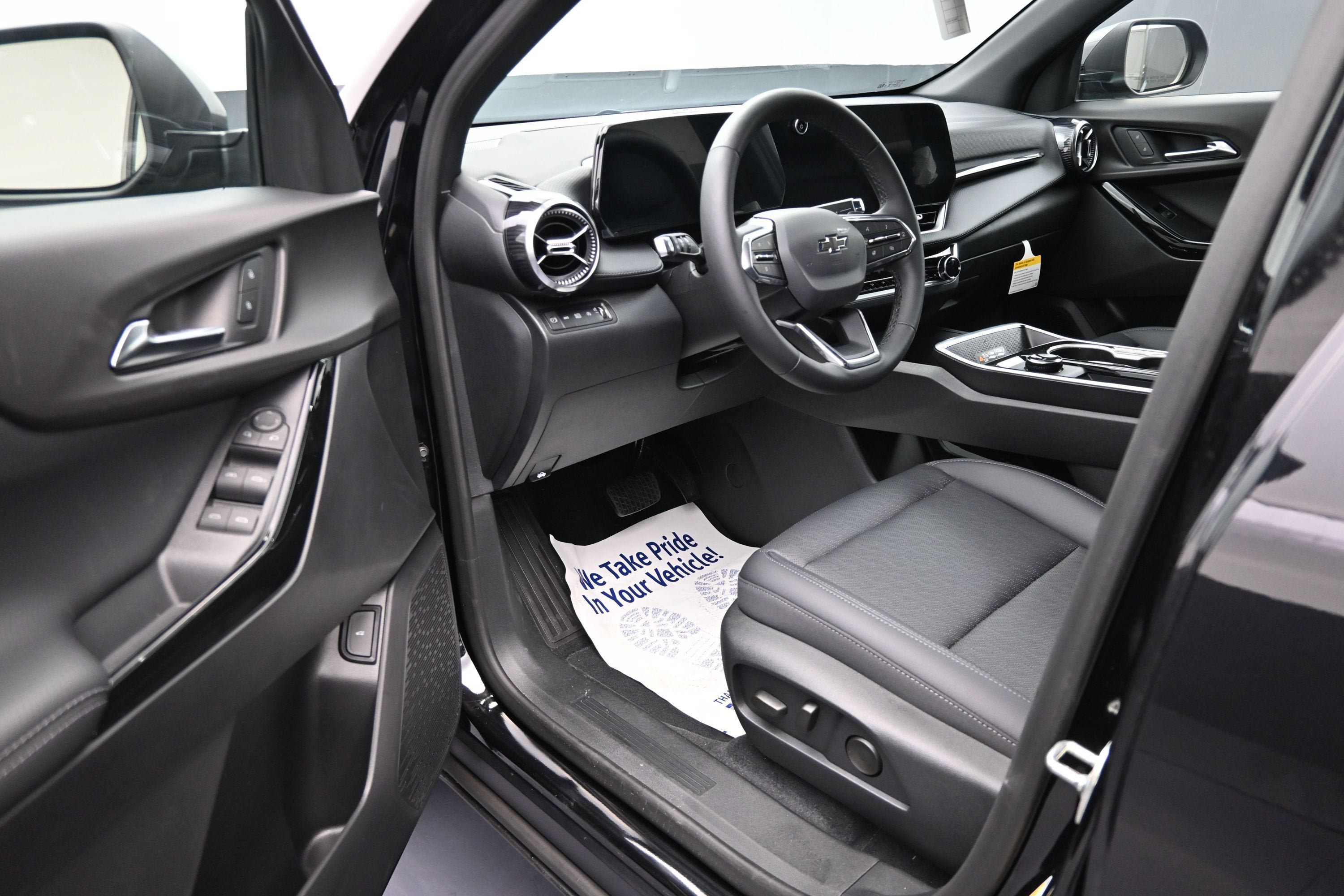 New 2027 Chevrolet Equinox LT w/ Convenience Package II AWD/4WD image 10