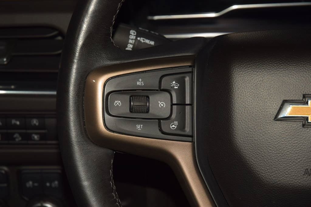 Used 2023 Chevrolet Suburban High Country AWD/4WD image 34