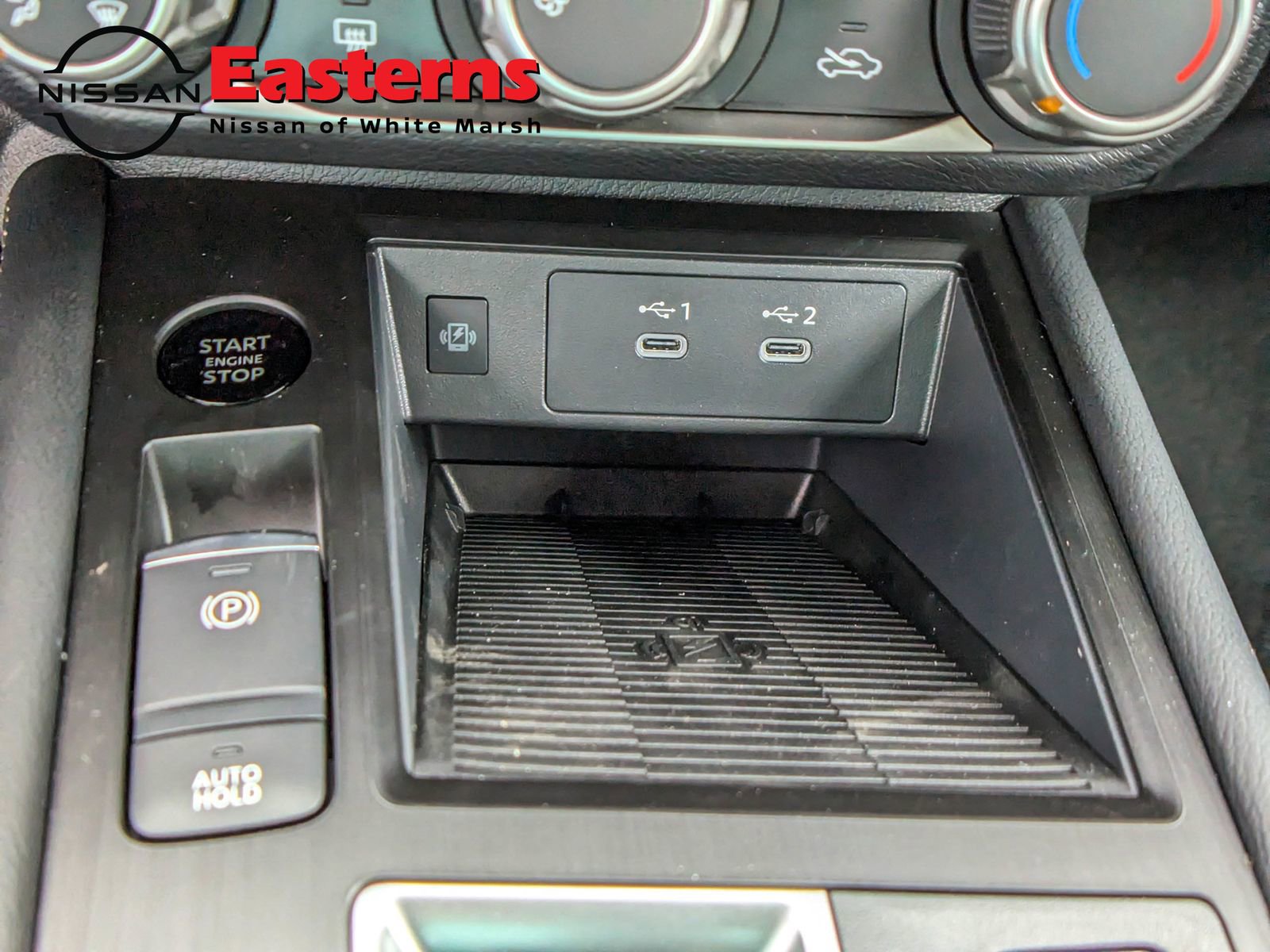 New 2025 Nissan Kicks SV image 25