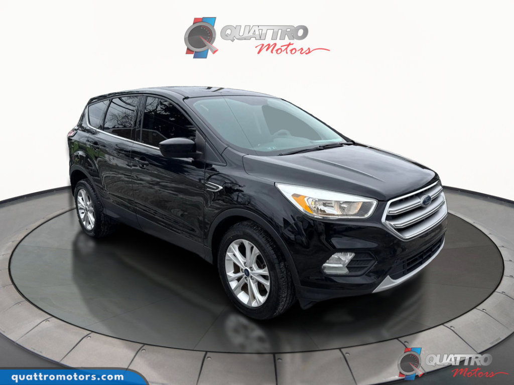 Used 2017 Ford Escape SE w/ SE Cold Weather Package image 8