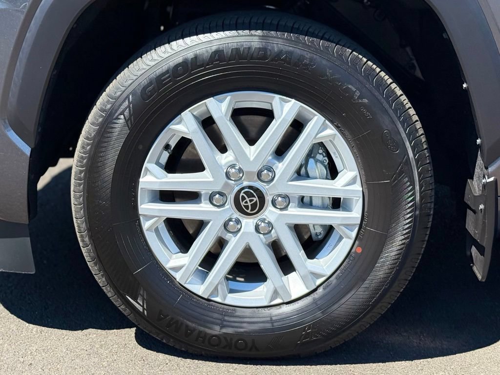 Certified 2024 Toyota Sequoia SR5 w/ SR5 Premium Package AWD/4WD image 9