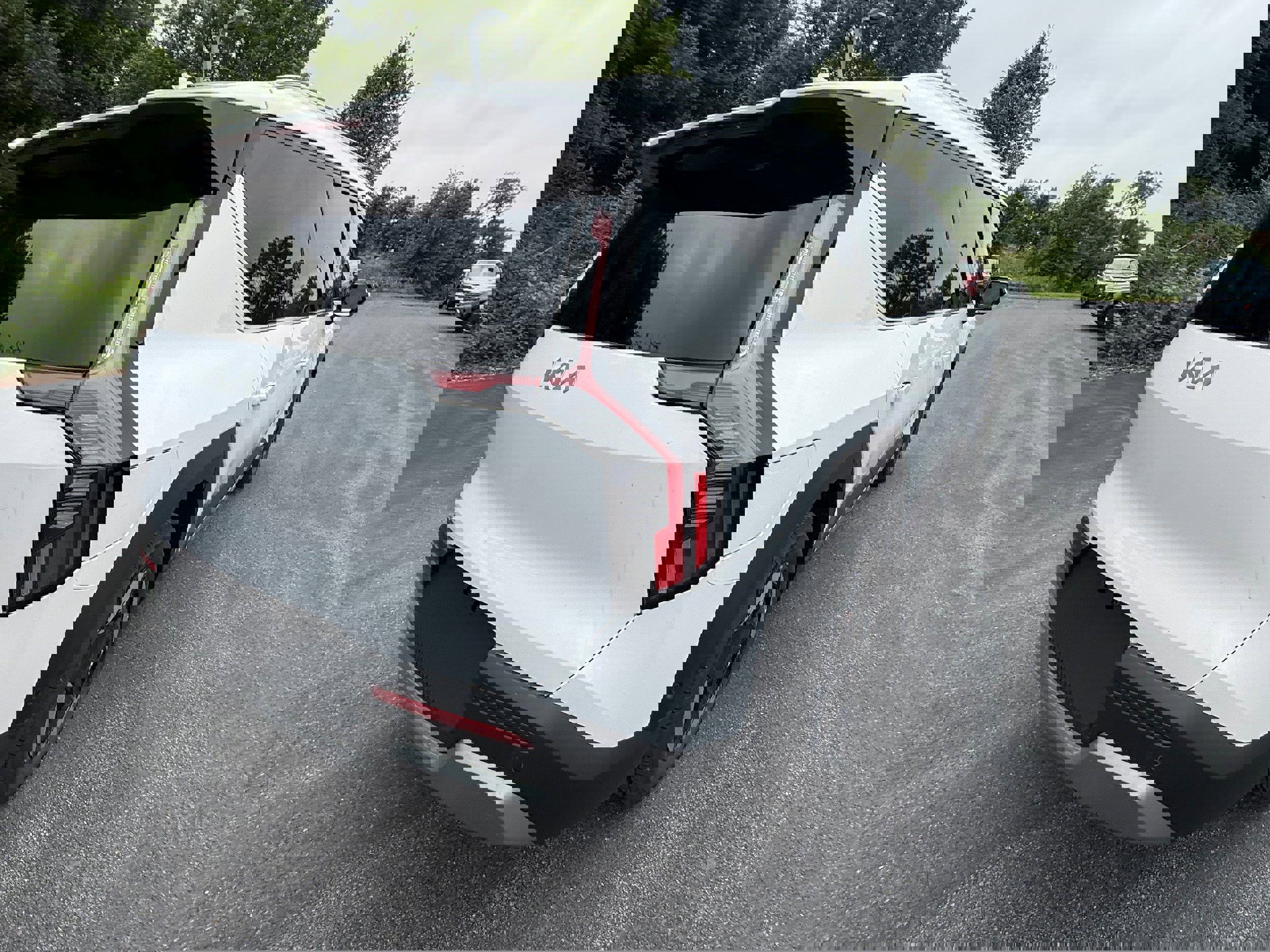 New 2026 Kia EV9 Wind image 5