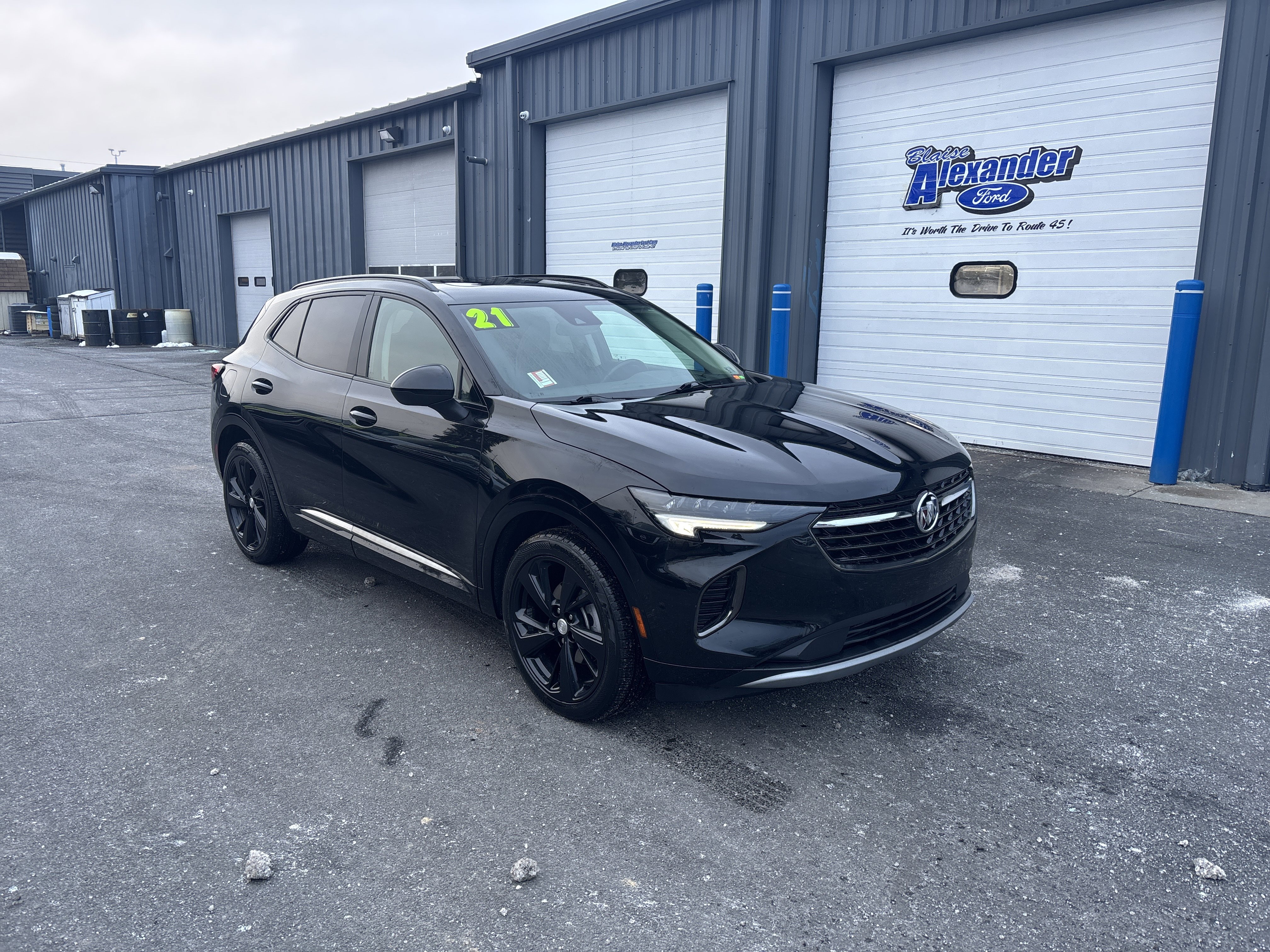 Used 2021 Buick Envision Essence w/ Sport Touring Package image 1