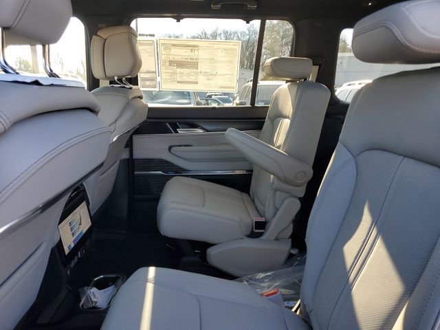 New 2026 Jeep Grand Wagoneer Summit image 12