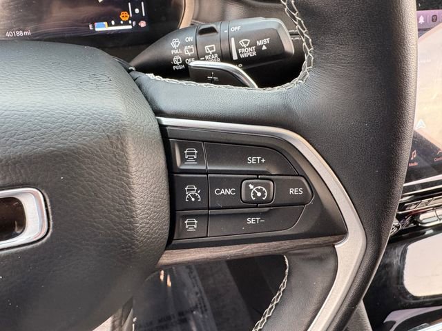 Used 2022 Jeep Grand Cherokee L Limited AWD/4WD image 24