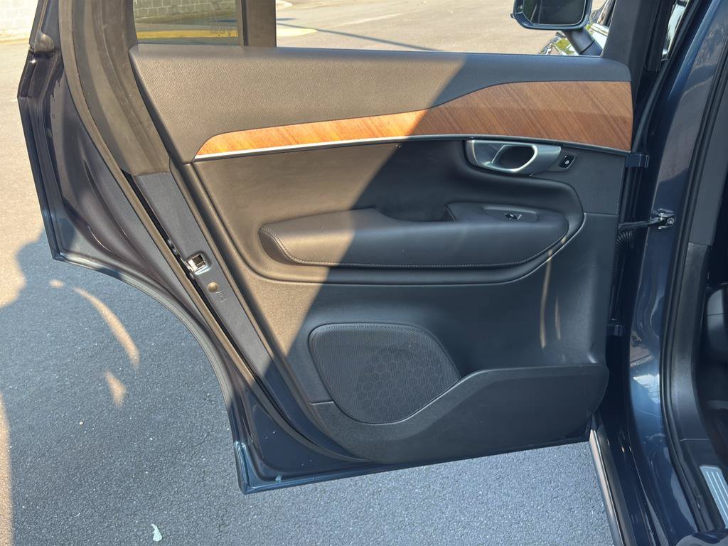 Used 2024 Volvo XC90 B6 Plus w/ Protection Package Premier AWD/4WD image 26