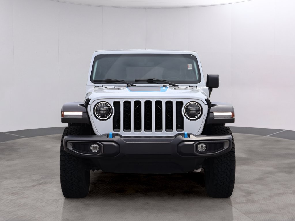 Used 2022 Jeep Wrangler Unlimited Rubicon 4xe w/ Cold Weather Group AWD/4WD image 2