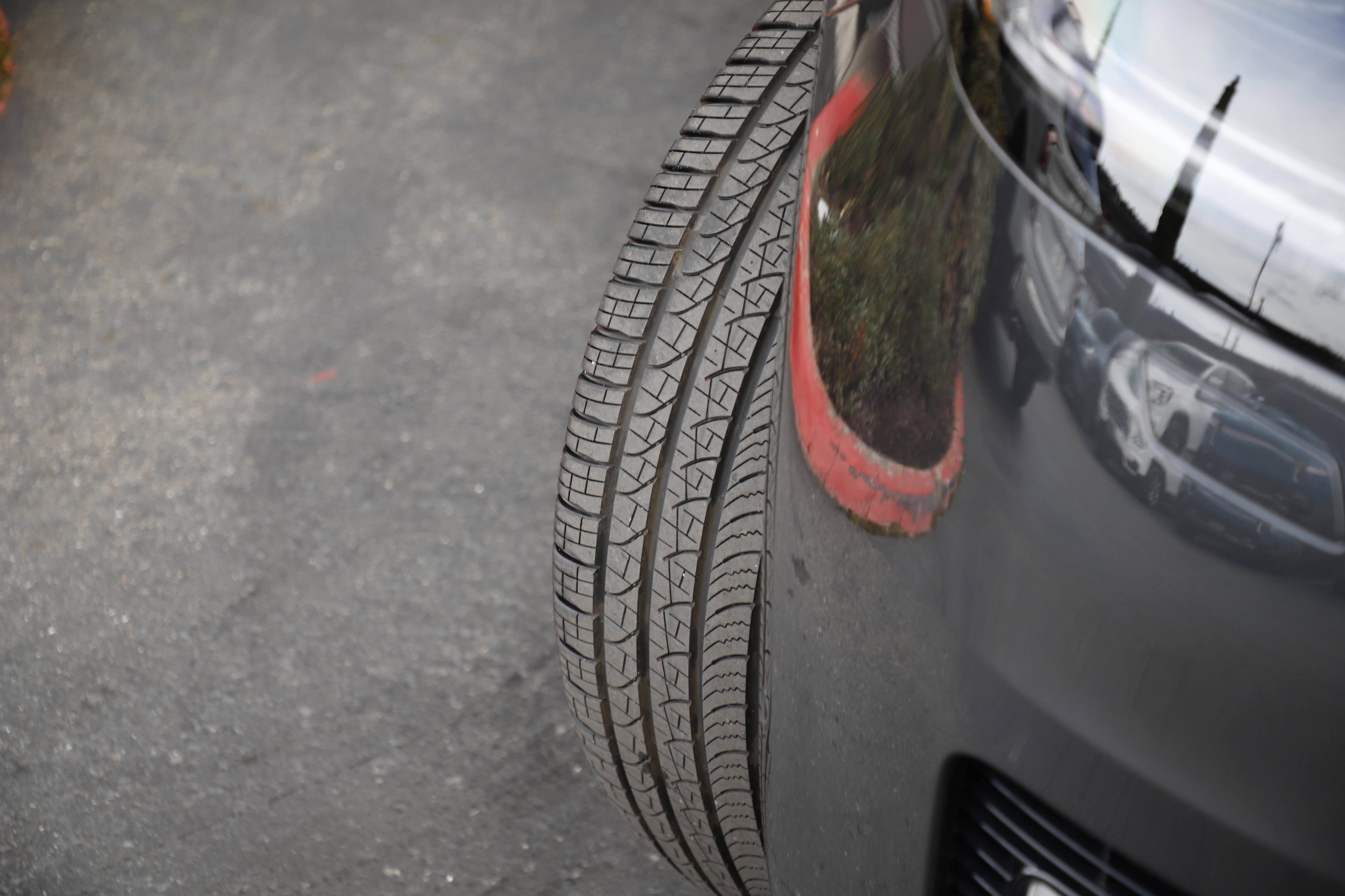 New 2026 Land Rover Range Rover SE image 3