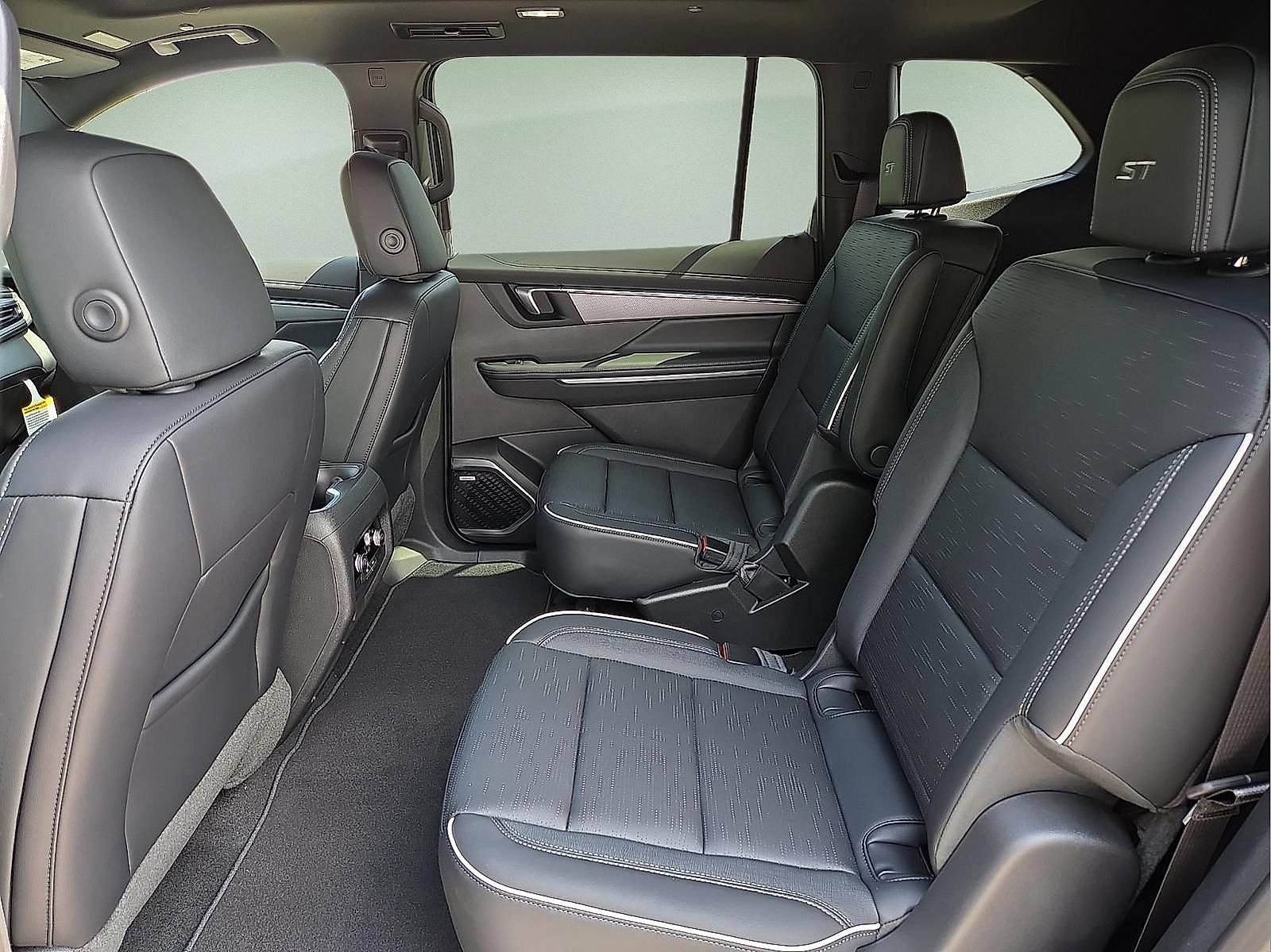 New 2026 Buick Enclave Sport Touring w/ Power Package FWD image 11