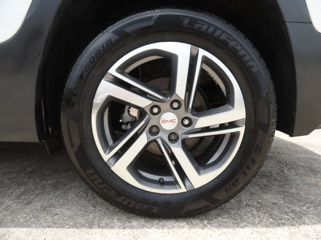 Used 2020 GMC Terrain SLT AWD/4WD image 34