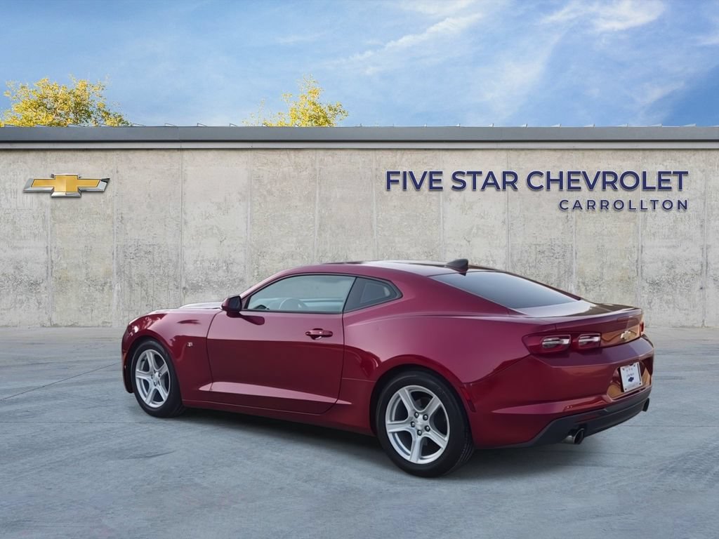 Used 2019 Chevrolet Camaro LT RWD image 6