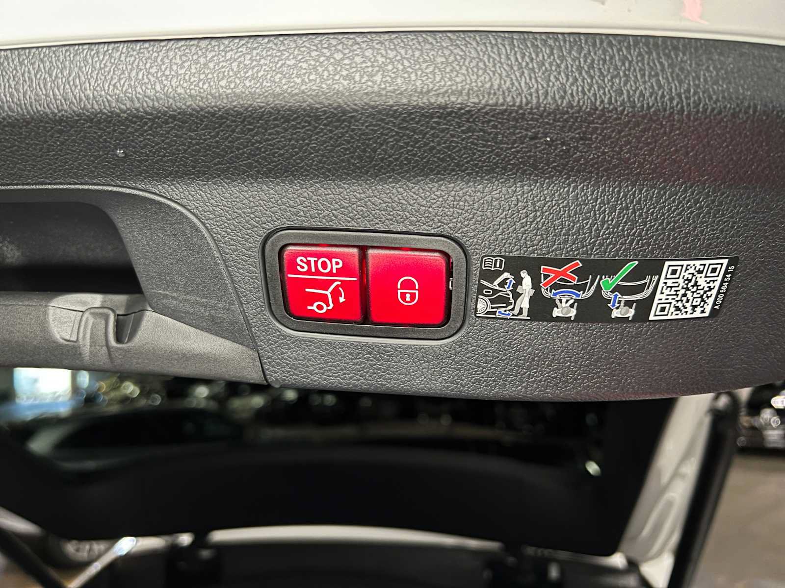 Certified 2026 Mercedes-Benz GLE 450 4MATIC Coupe image 17